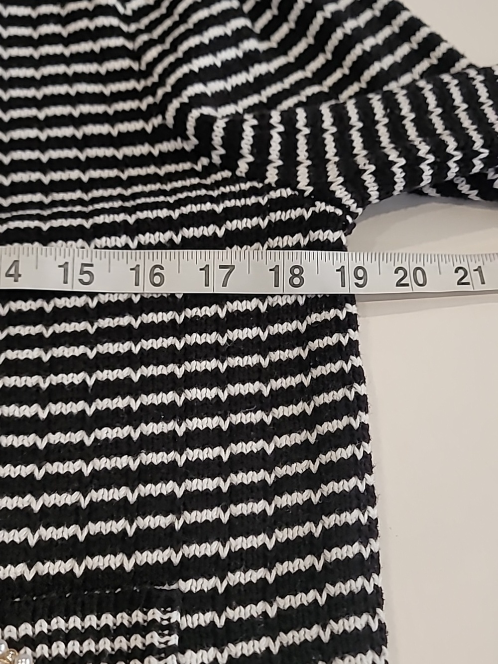 Nicole Miller Evening Cardigan Sweater Top Black White Large - Picture 12 of 14